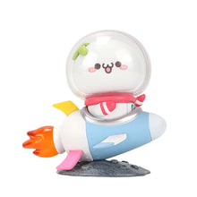 Load image into Gallery viewer, Budding Pop Astronaut Figurine